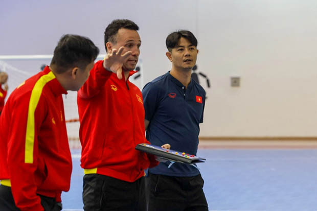 Huấn luyện viên Diego Giustozzi muốn futsal Việt Nam cải thiện hơn
